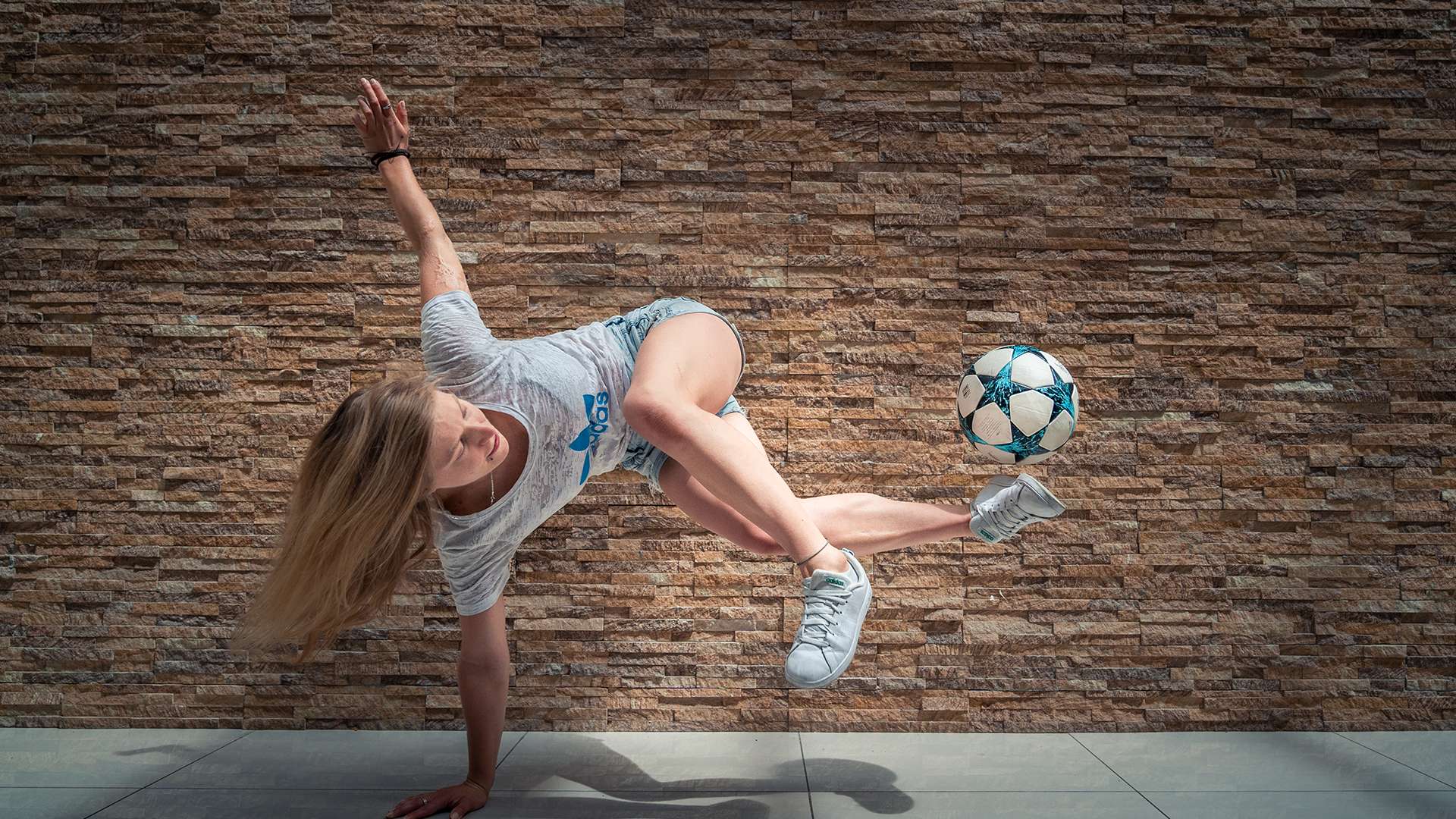 足球比赛充 足球比赛充